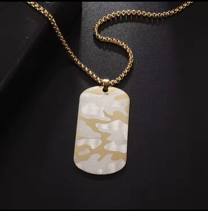 Camouflage Military Dog Tag Necklace – Men’s Fashion