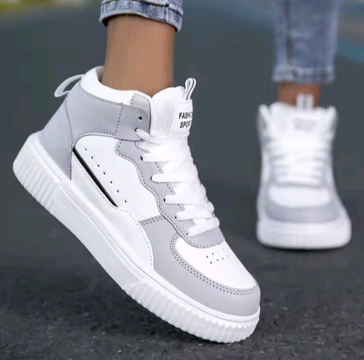 Classic Black & White Casual Sneakers